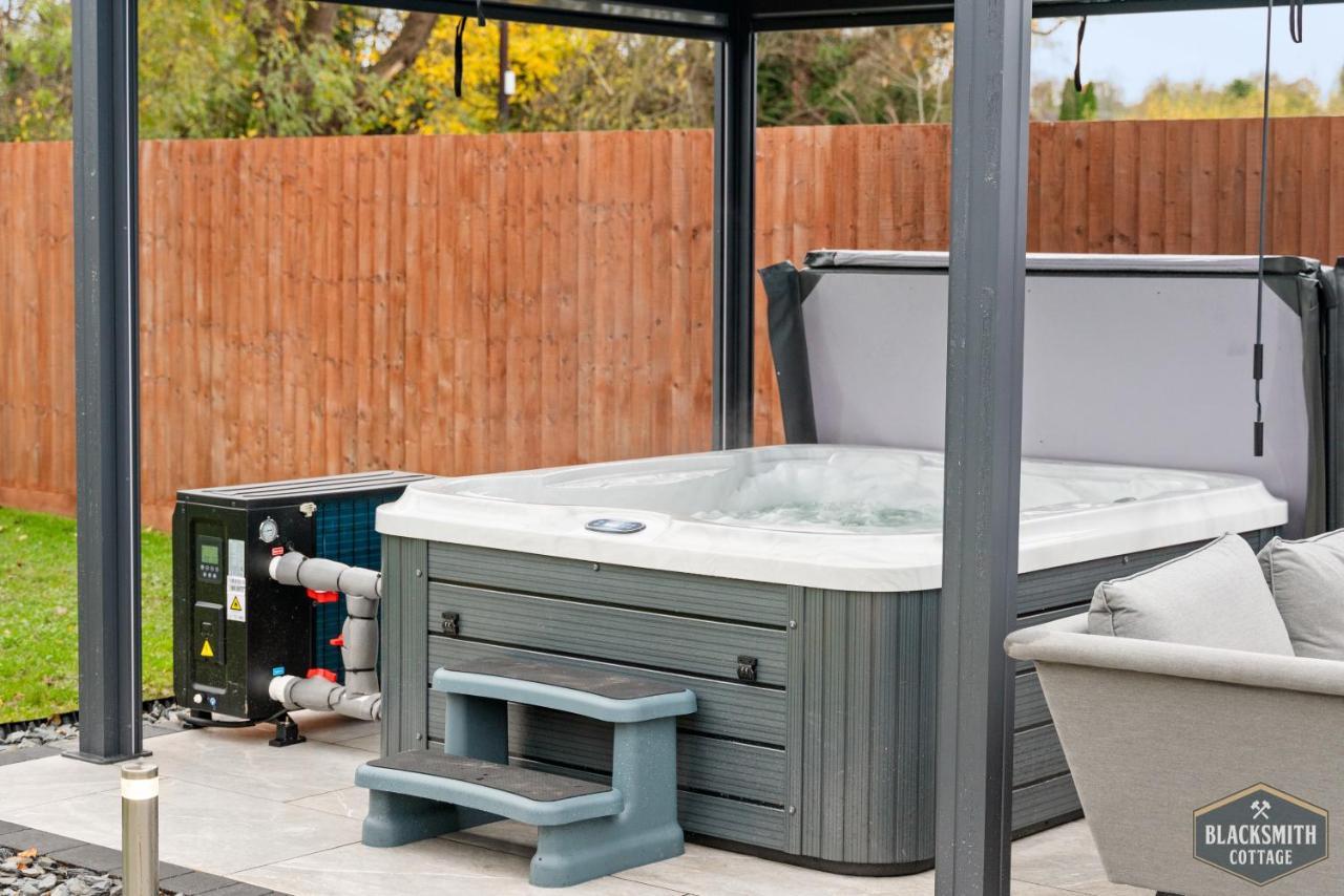 6Br Luxury Cottage, Hot Tubs, Hoar Cross, Staffordshire Newborough  Luaran gambar