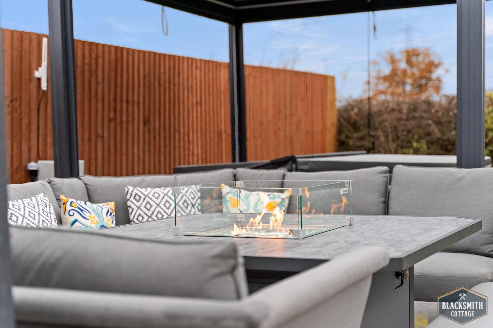 6Br Luxury Cottage, Hot Tubs, Hoar Cross, Staffordshire Newborough  Luaran gambar